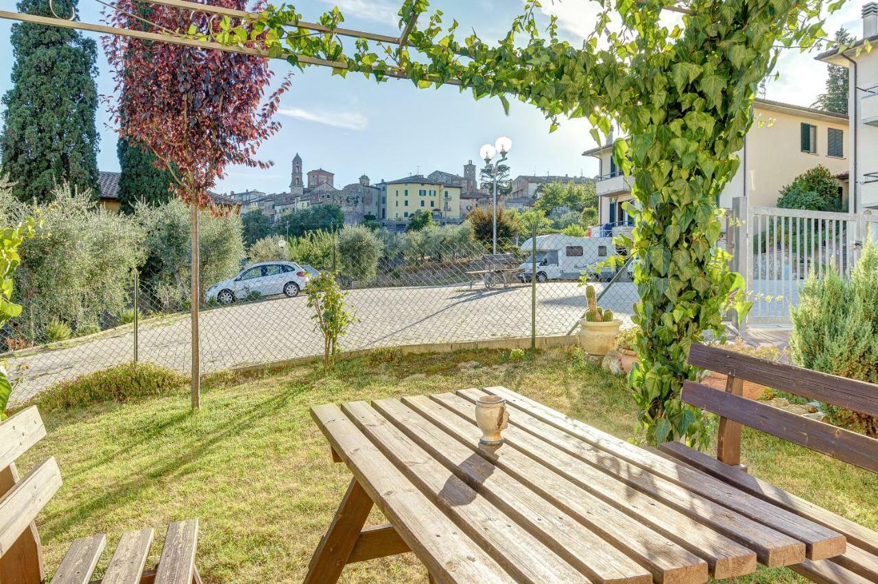 Apartmán Finestra Su Lucignano Exteriér fotografie
