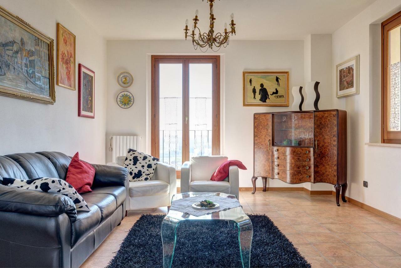 Apartmán Finestra Su Lucignano Exteriér fotografie